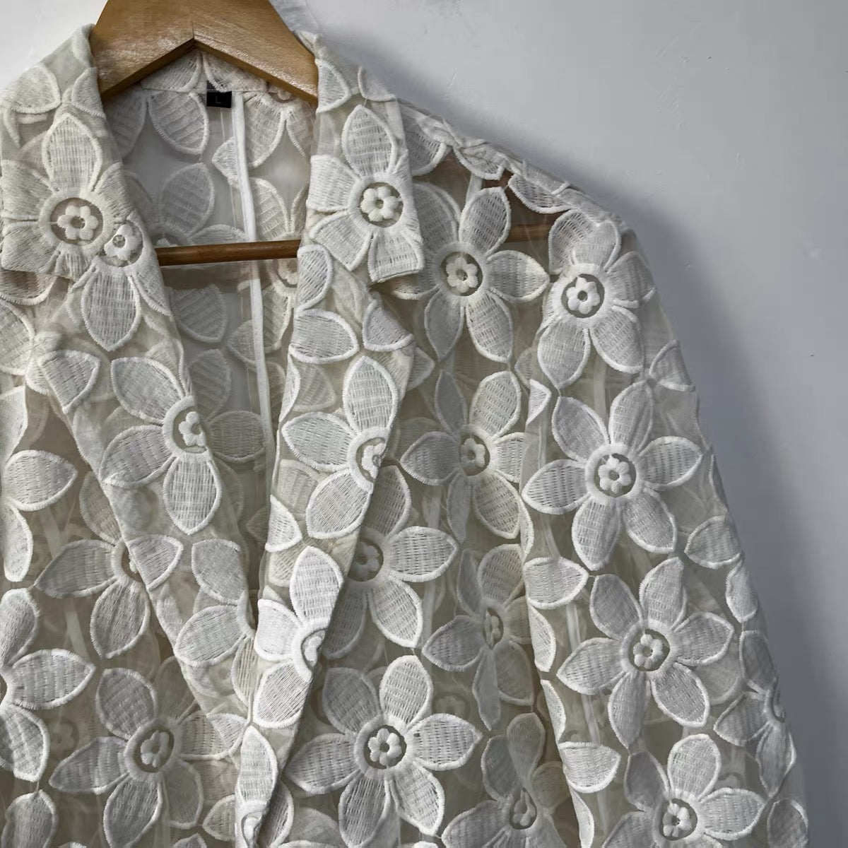 Dahlia Floral Embroidered Blazer